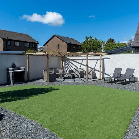 Newly Renovated Luxury Pass The Keys * Ulverston