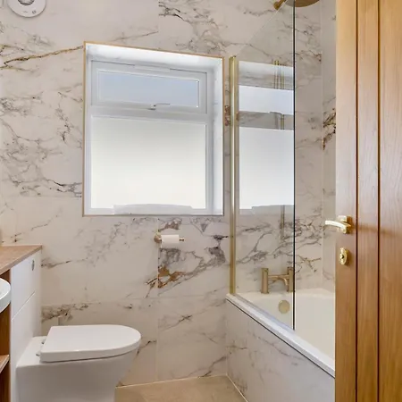 Newly Renovated Luxury Pass The Keys בית נופש *